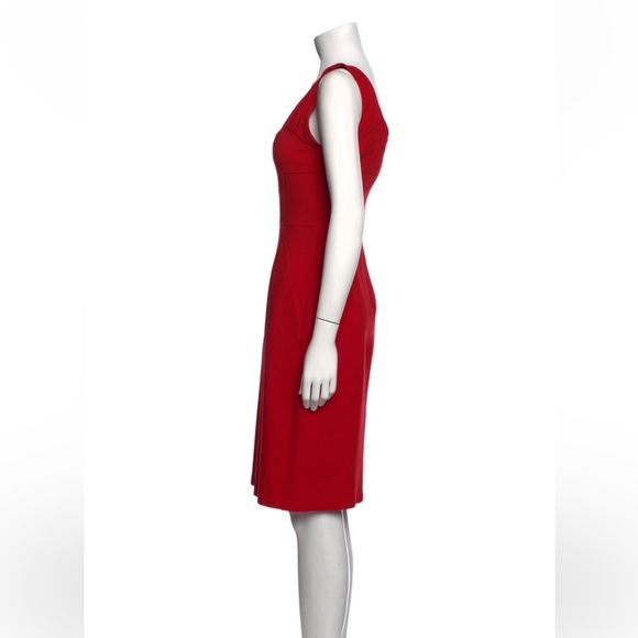 Red Diane Von Furstenberg Duke Knee-Length V-Neck Dress - Picture 5 of 5